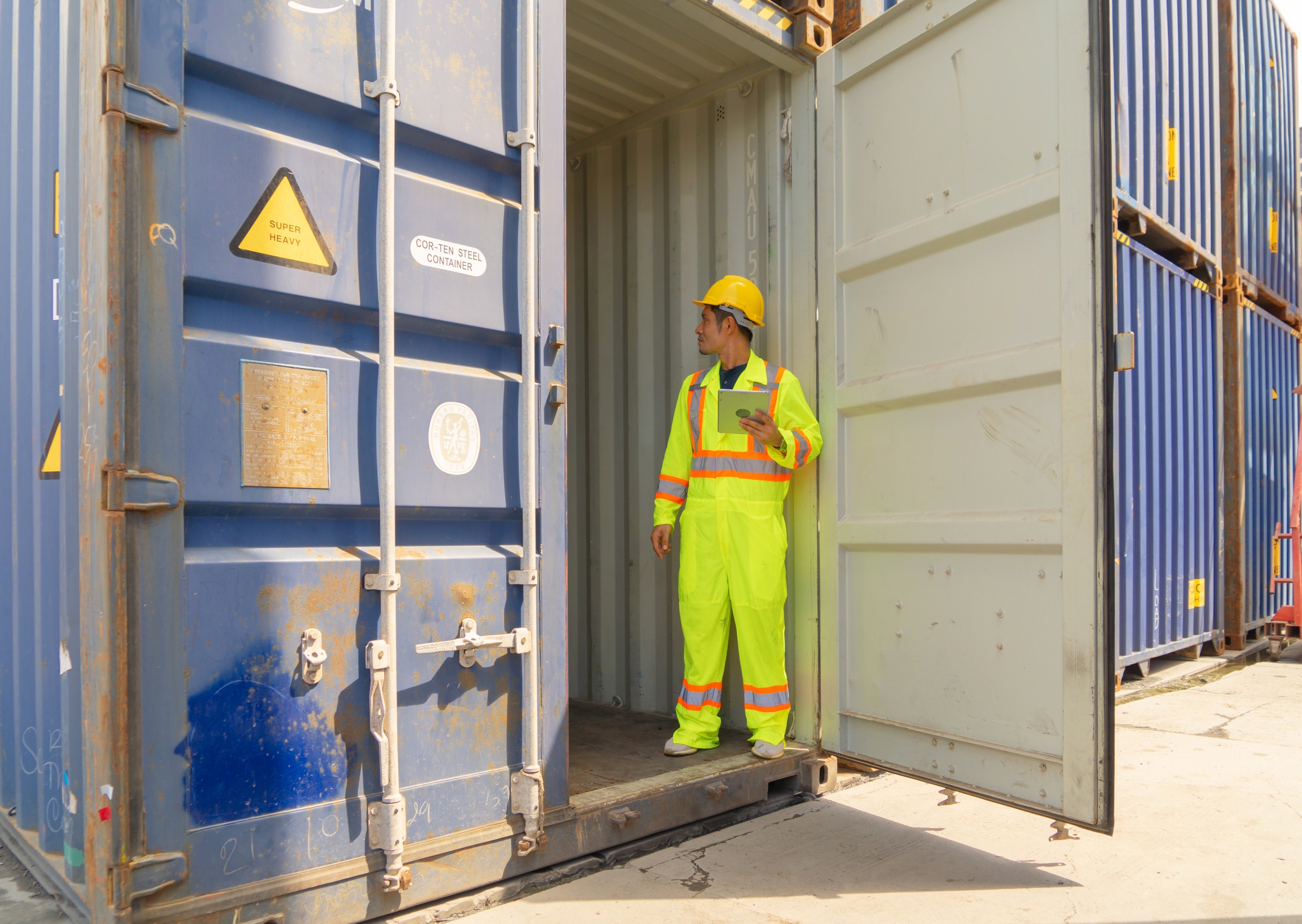 8 Essential Maintenance Tips for a Storage Container